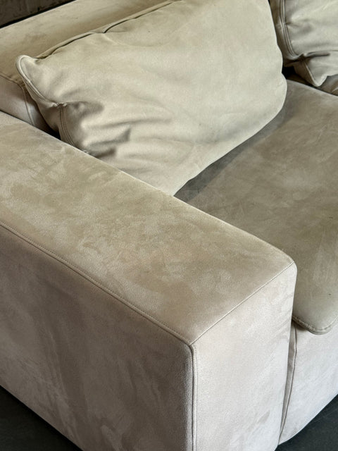 Sofa lata 00 alkantara