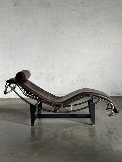 Leżanka w stylu Le Corbusier LC4