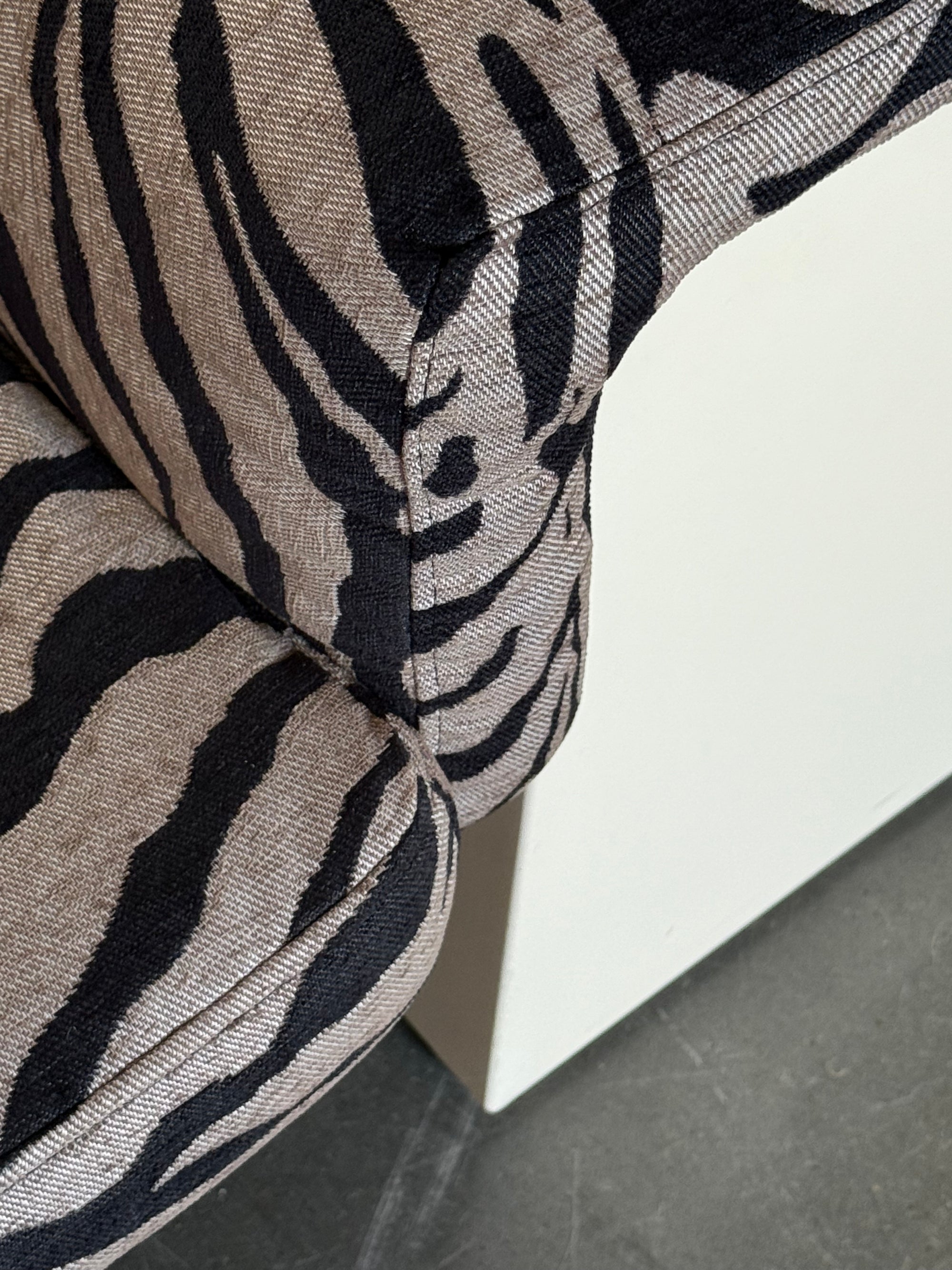 sofa Knoll Brigadier żakard zebra