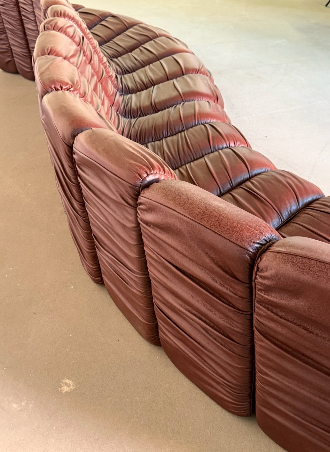 sofa "Snejk", 13 modułów, skóra, cherry