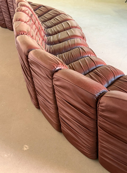 Sofa Snejk 13 Cherry