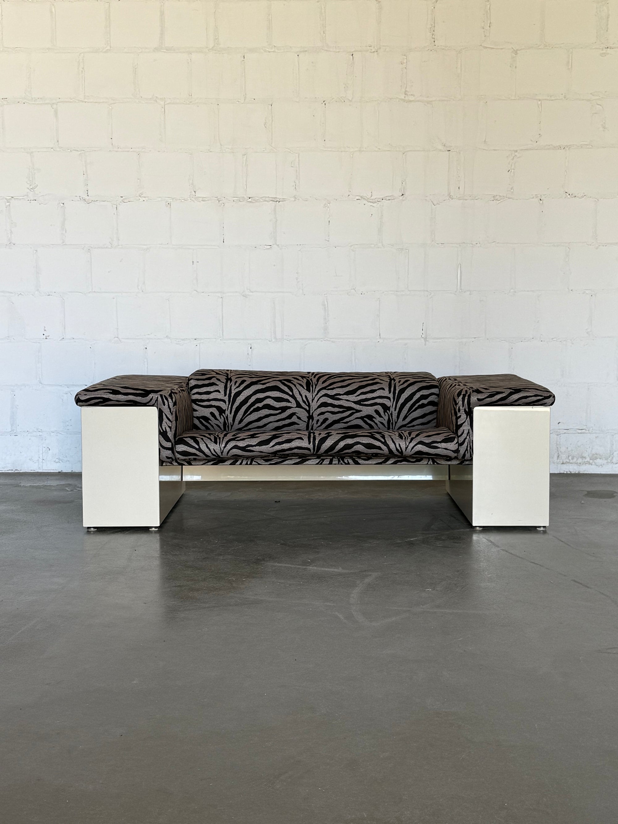 sofa Knoll Brigadier żakard zebra