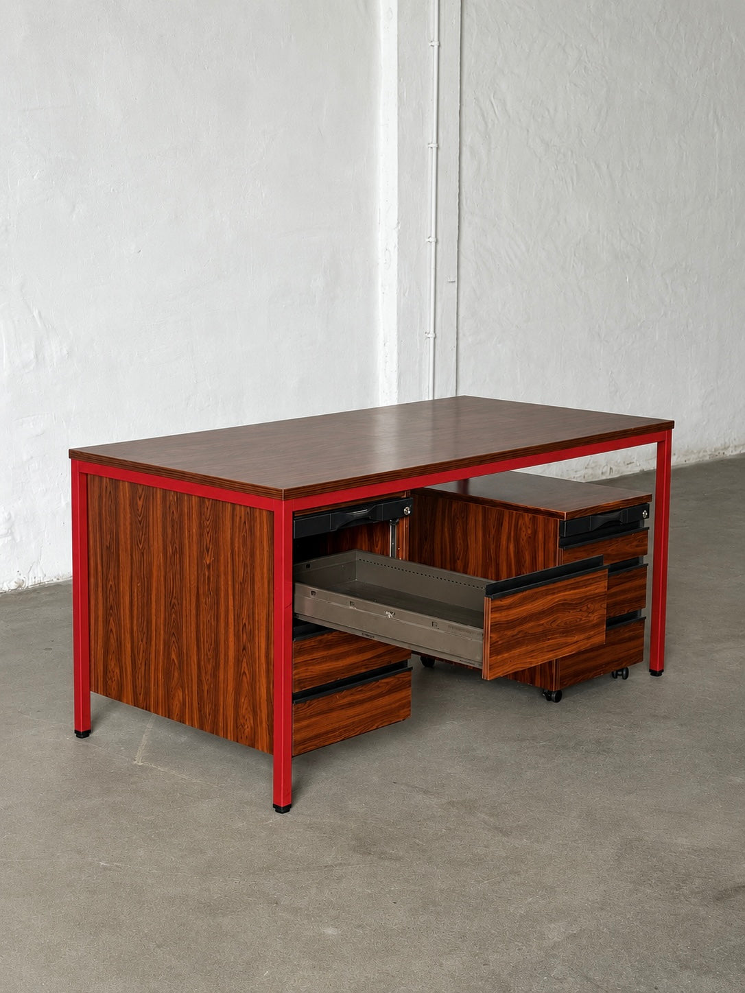 biurko midcentury, lata 70/80 z szufladami oraz przenośnym kontenerkiem