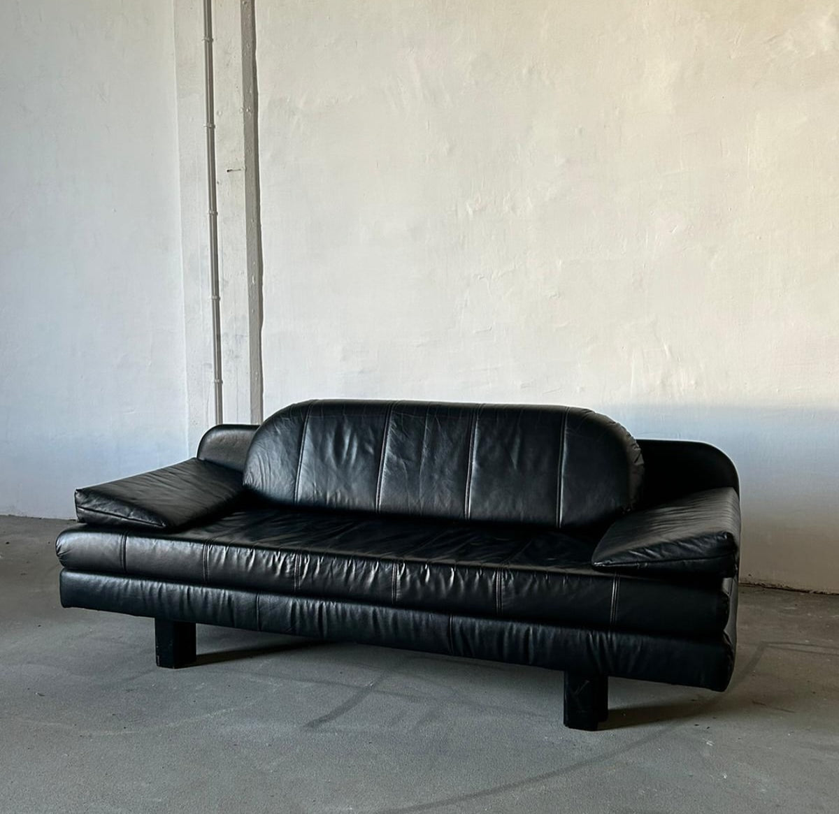 sofa z funkcją spania, lata 80, skóra naturalna