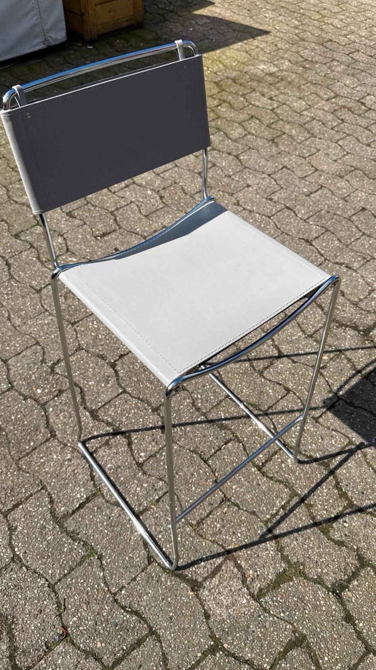 hoker Alias, proj. Belotti, Włochy