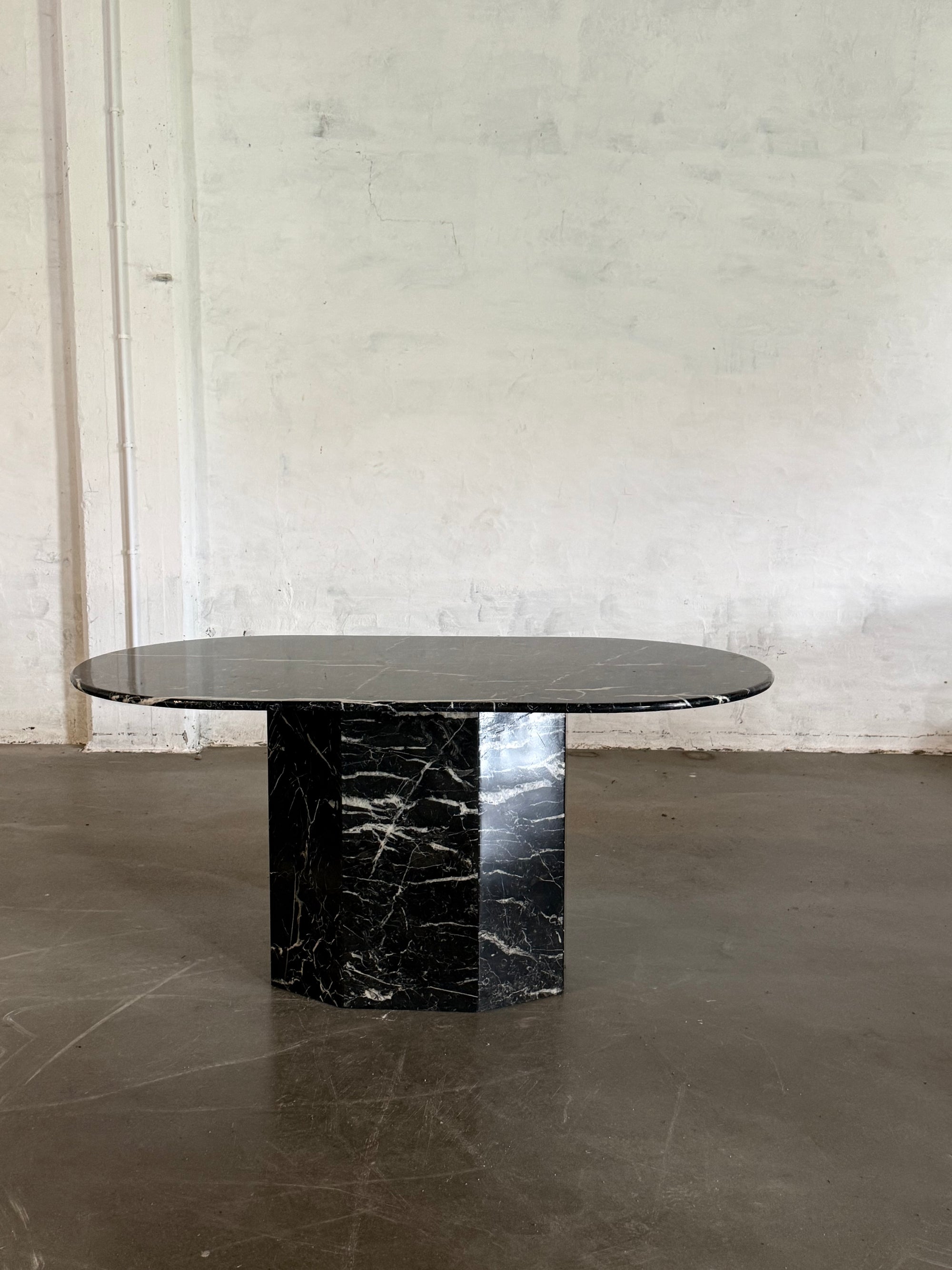 stół jadalniany, marmur, Włochy lata '80
