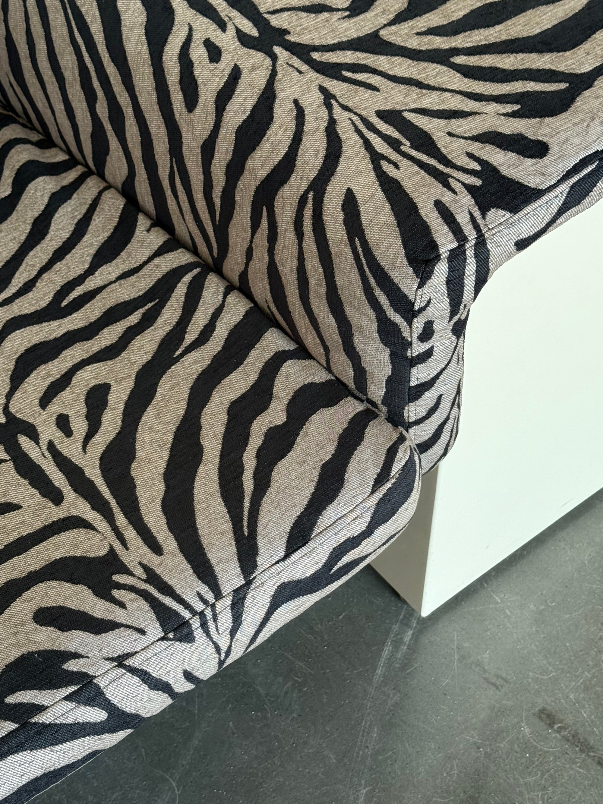 sofa Knoll Brigadier żakard zebra