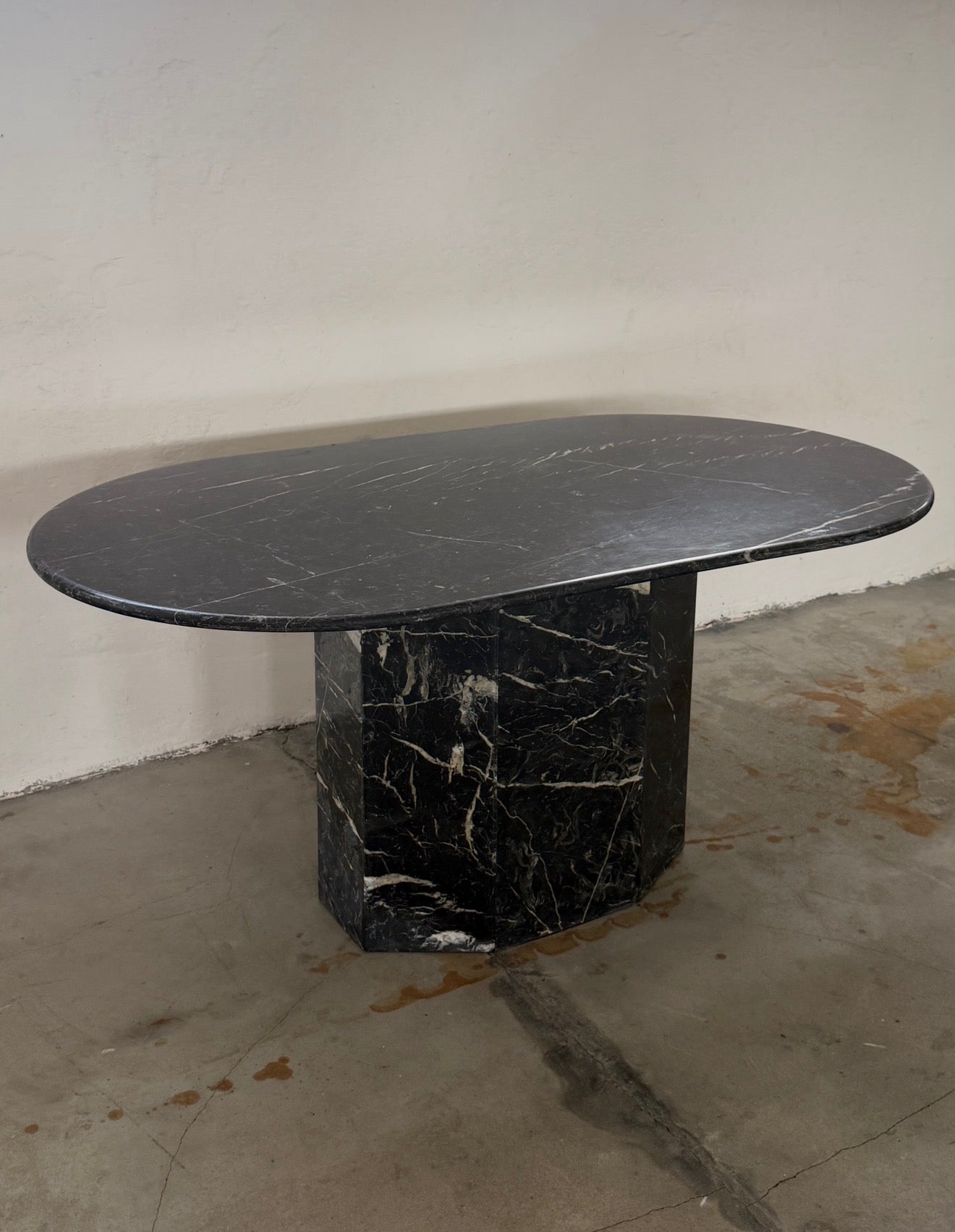 stół jadalniany, marmur Marquina, lata 80