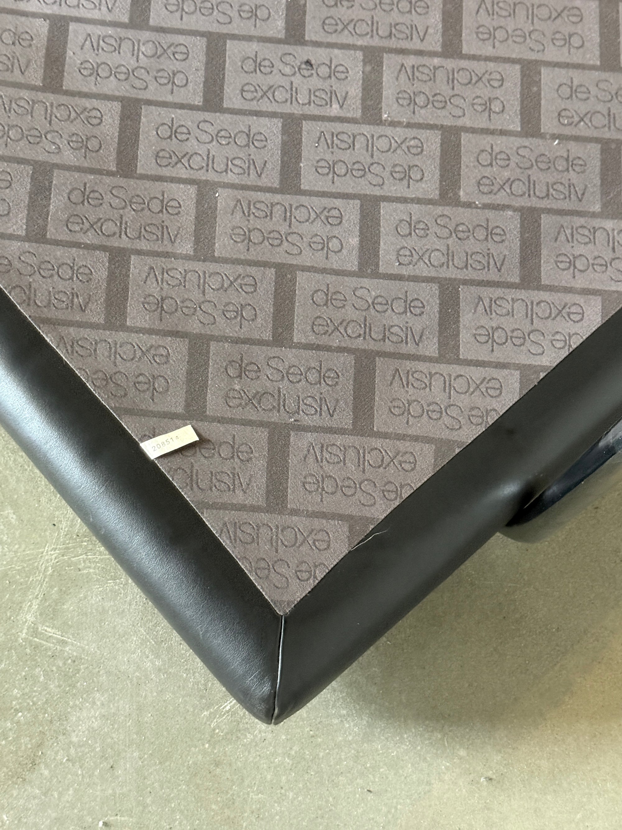 sofa De Sede DS85, funkcja spania, oryginalna tapicerka, sygnowana, nr seryjny