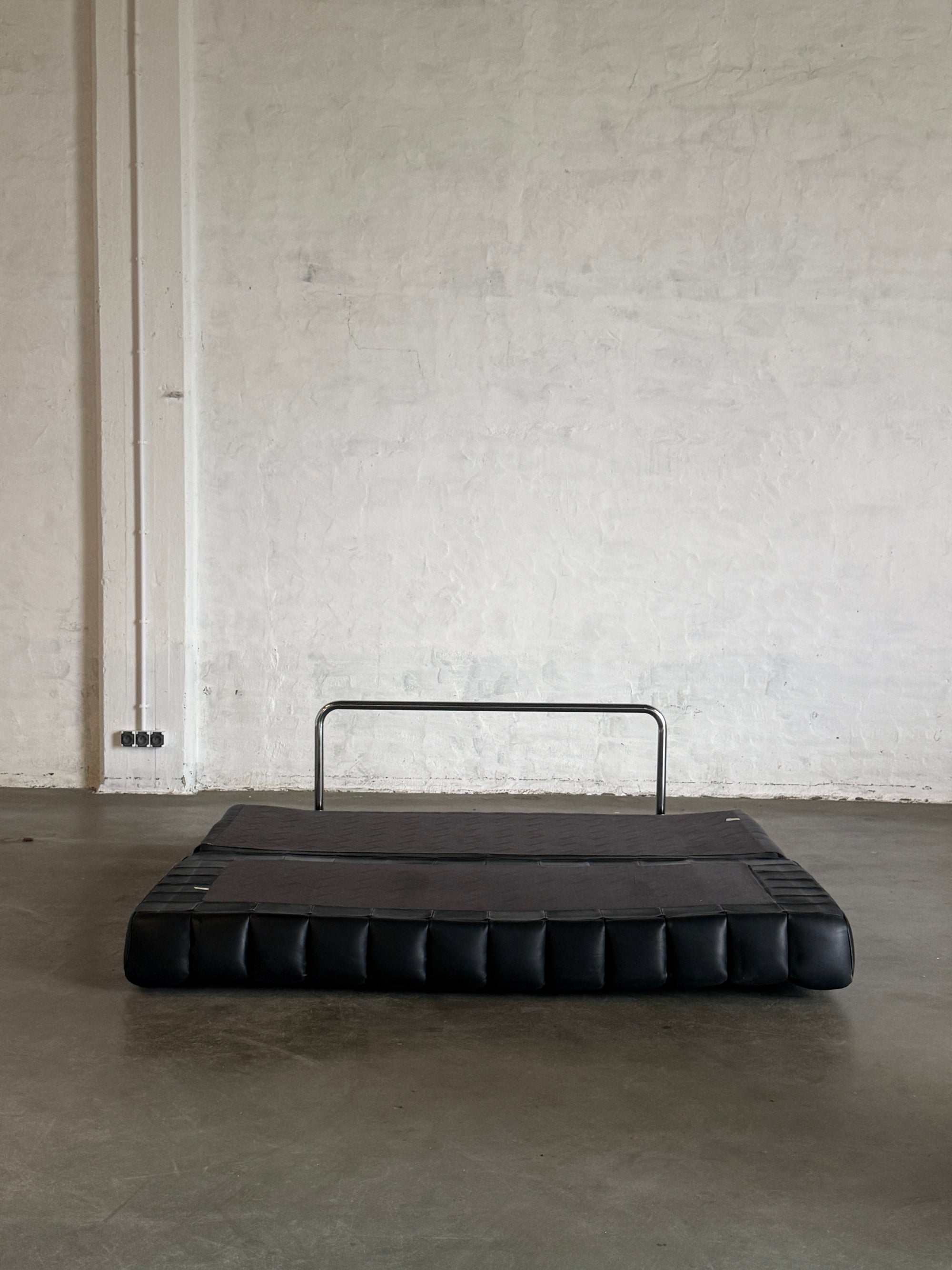 sofa De Sede DS85, funkcja spania, oryginalna tapicerka, sygnowana, nr seryjny