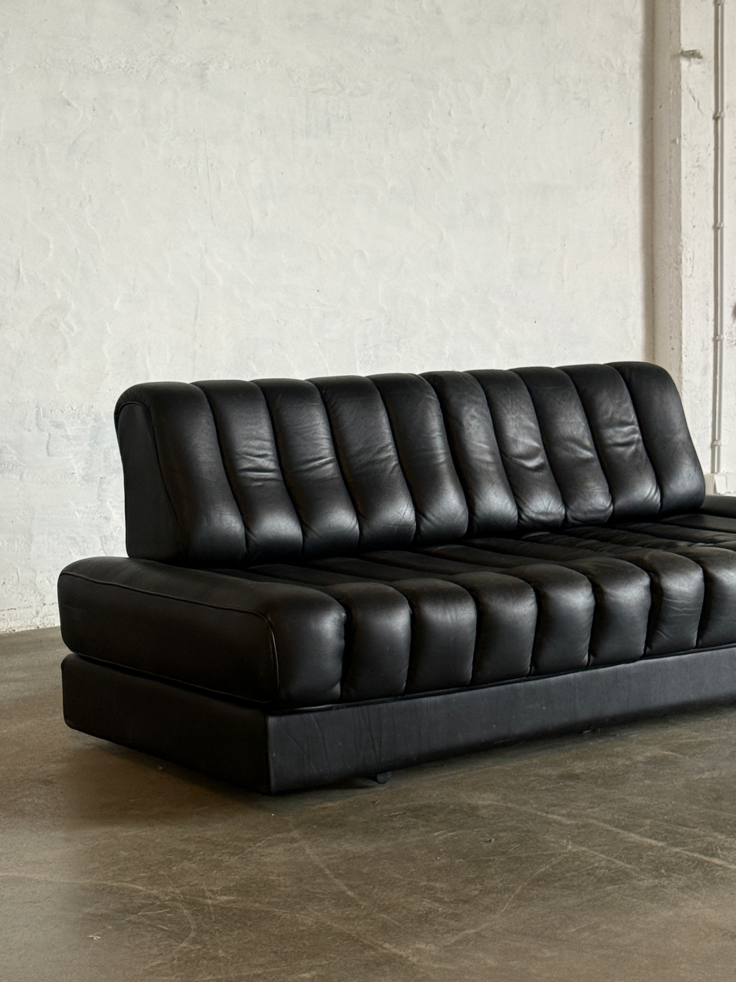 sofa De Sede DS85, funkcja spania, oryginalna tapicerka, sygnowana, nr seryjny