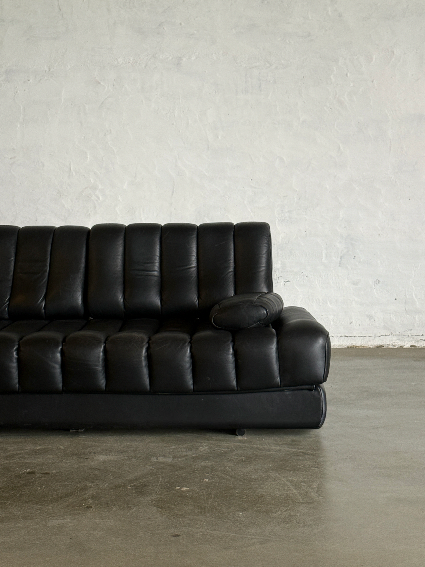 sofa De Sede DS85, funkcja spania, oryginalna tapicerka, sygnowana, nr seryjny
