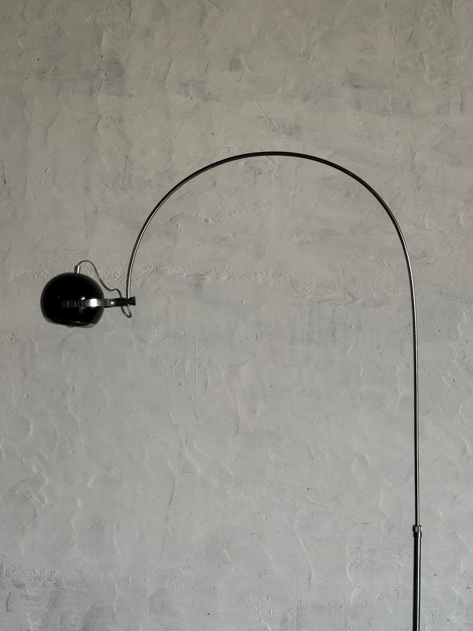 lampa podłogowa, Włochy lata 70, w stylu Guzzini