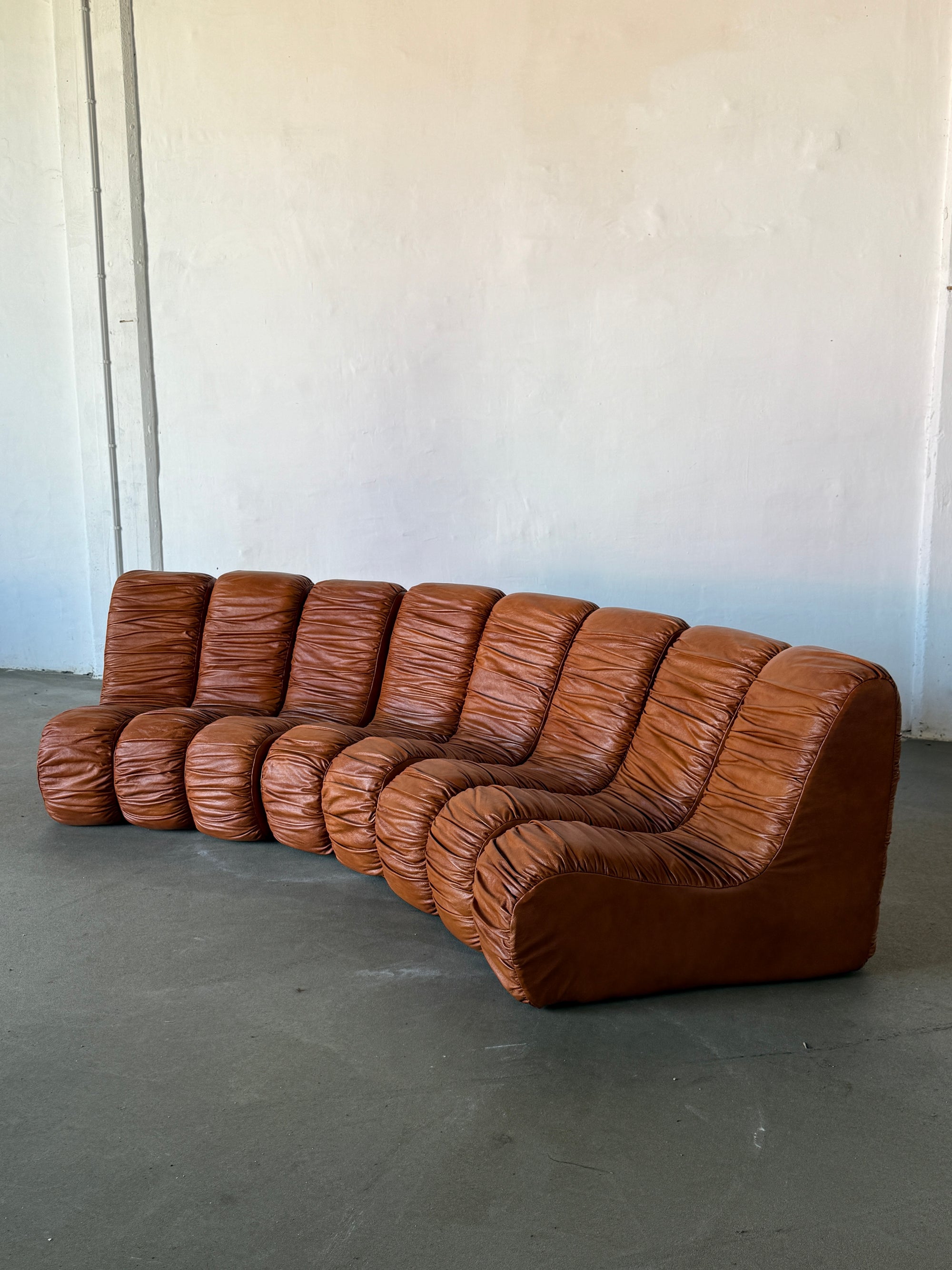 sofa modułowa Snejk, skóra karmelowa