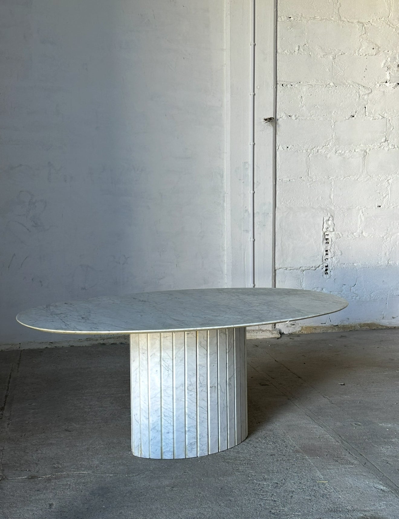 stół jadalniany, marmur Carrara, Włochy lata '80