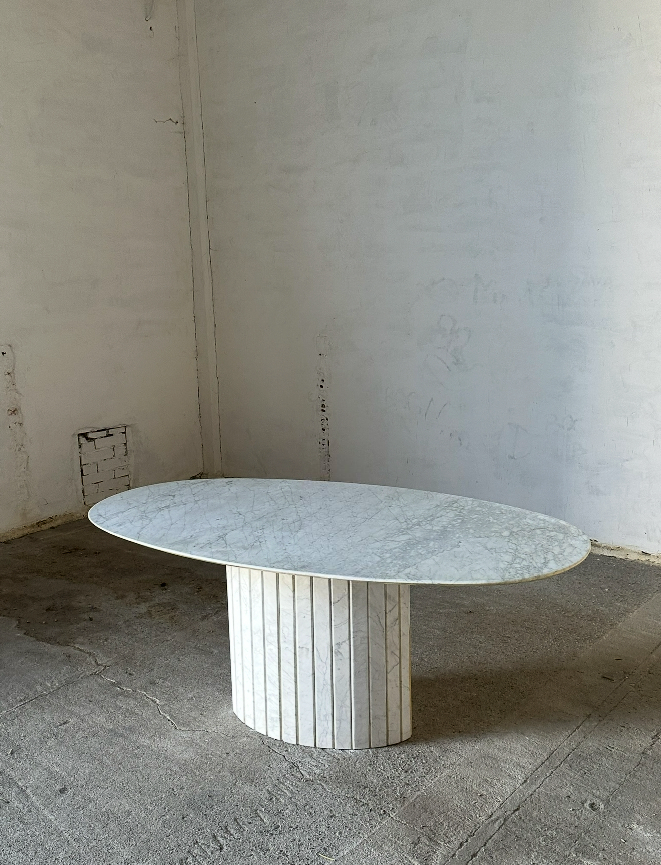stół jadalniany, marmur Carrara, Włochy lata '80