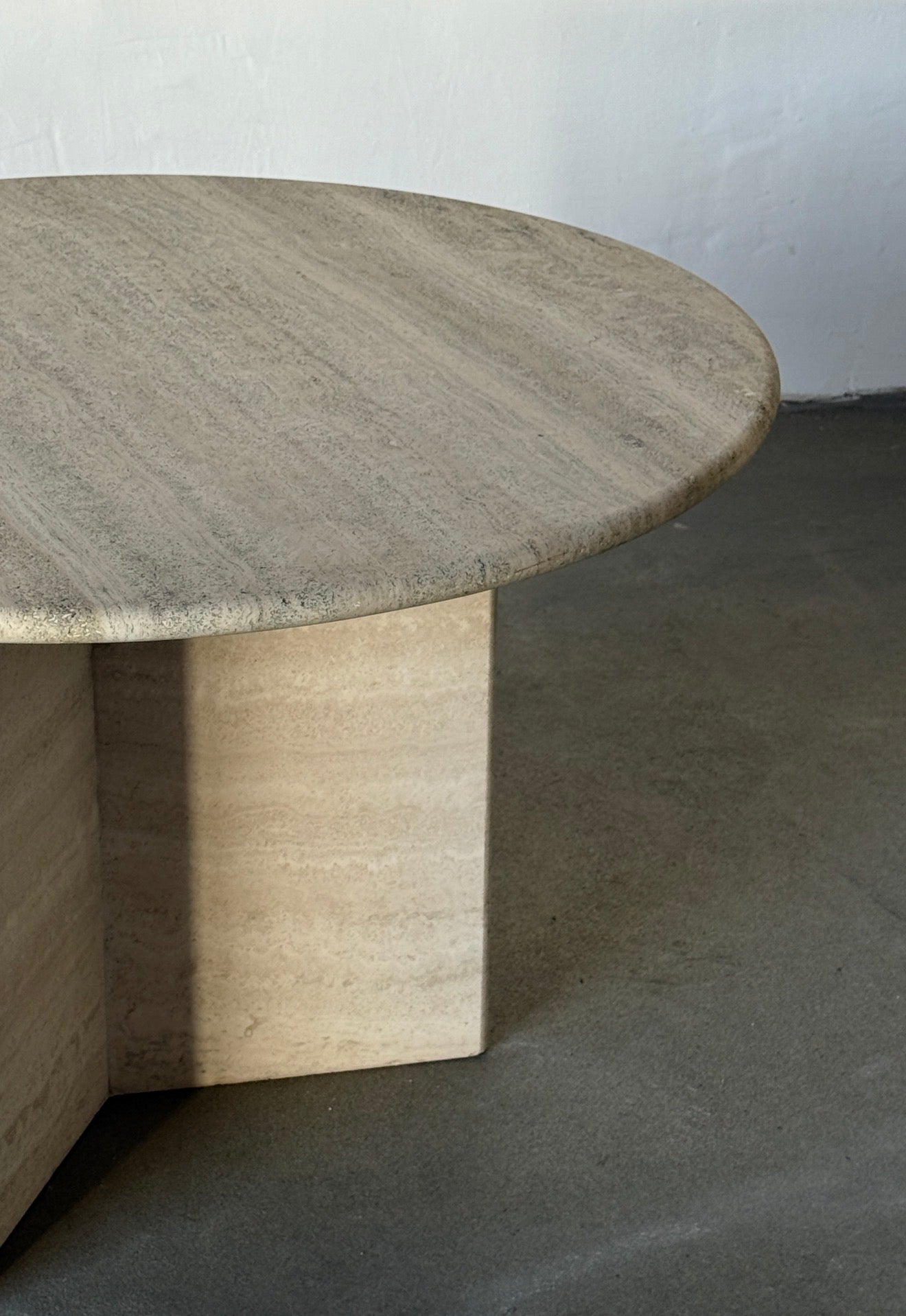 trawertyn dining table, France, 80s