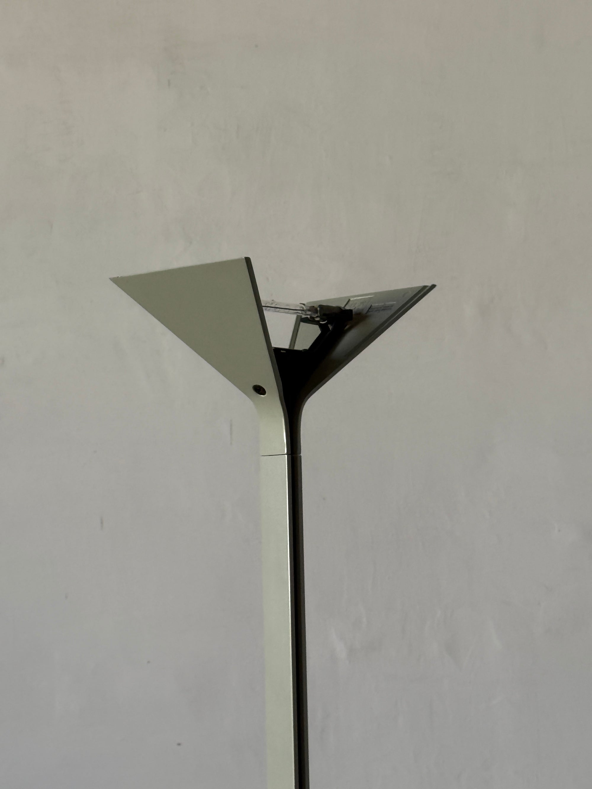lampa podłogowa, lata 80, off - white