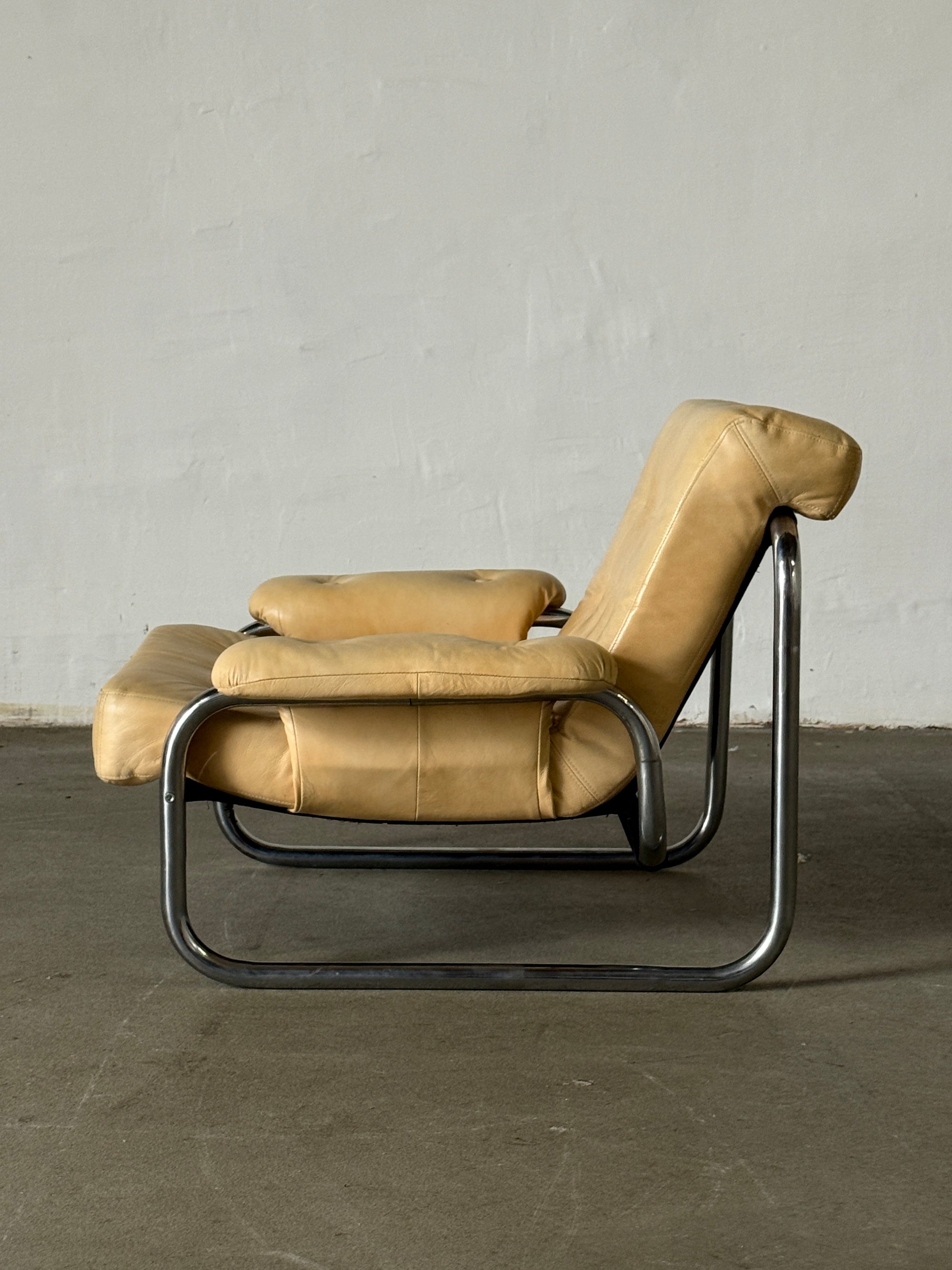 kultowy fotel Borkum z podnóżkiem, Ikea vintage, proj. J.B Haggstrom