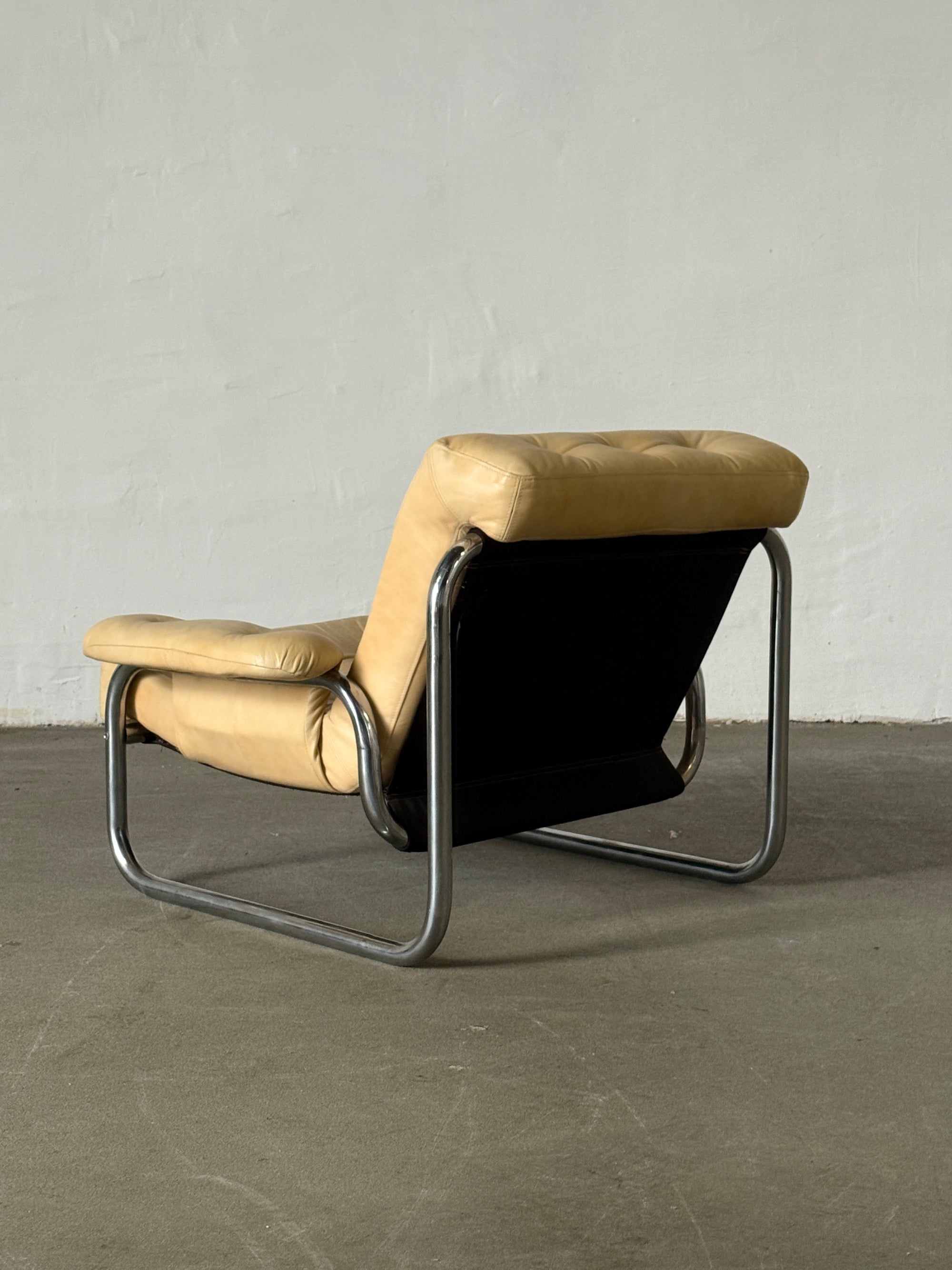 kultowy fotel Borkum z podnóżkiem, Ikea vintage, proj. J.B Haggstrom