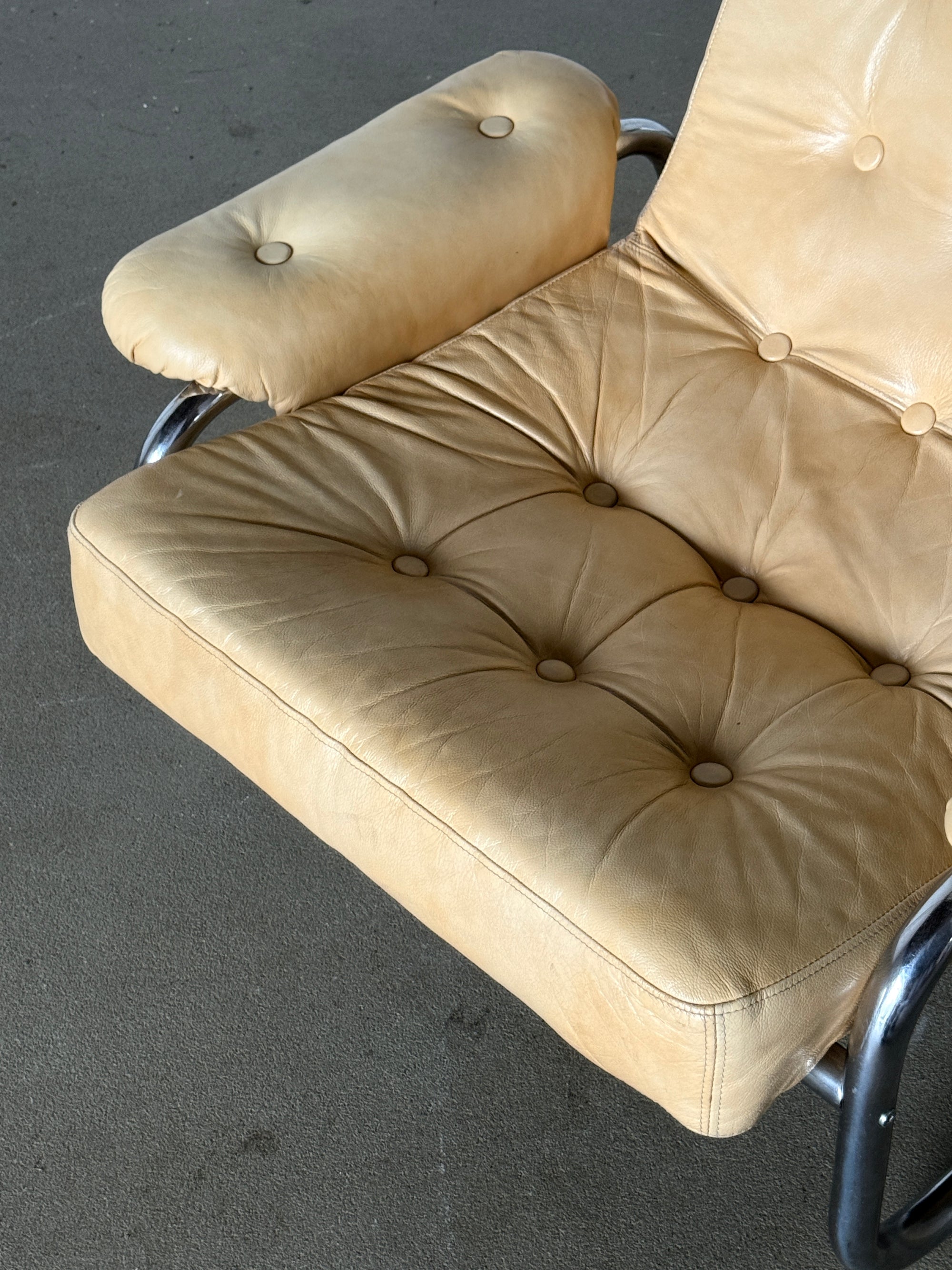 kultowy fotel Borkum z podnóżkiem, Ikea vintage, proj. J.B Haggstrom