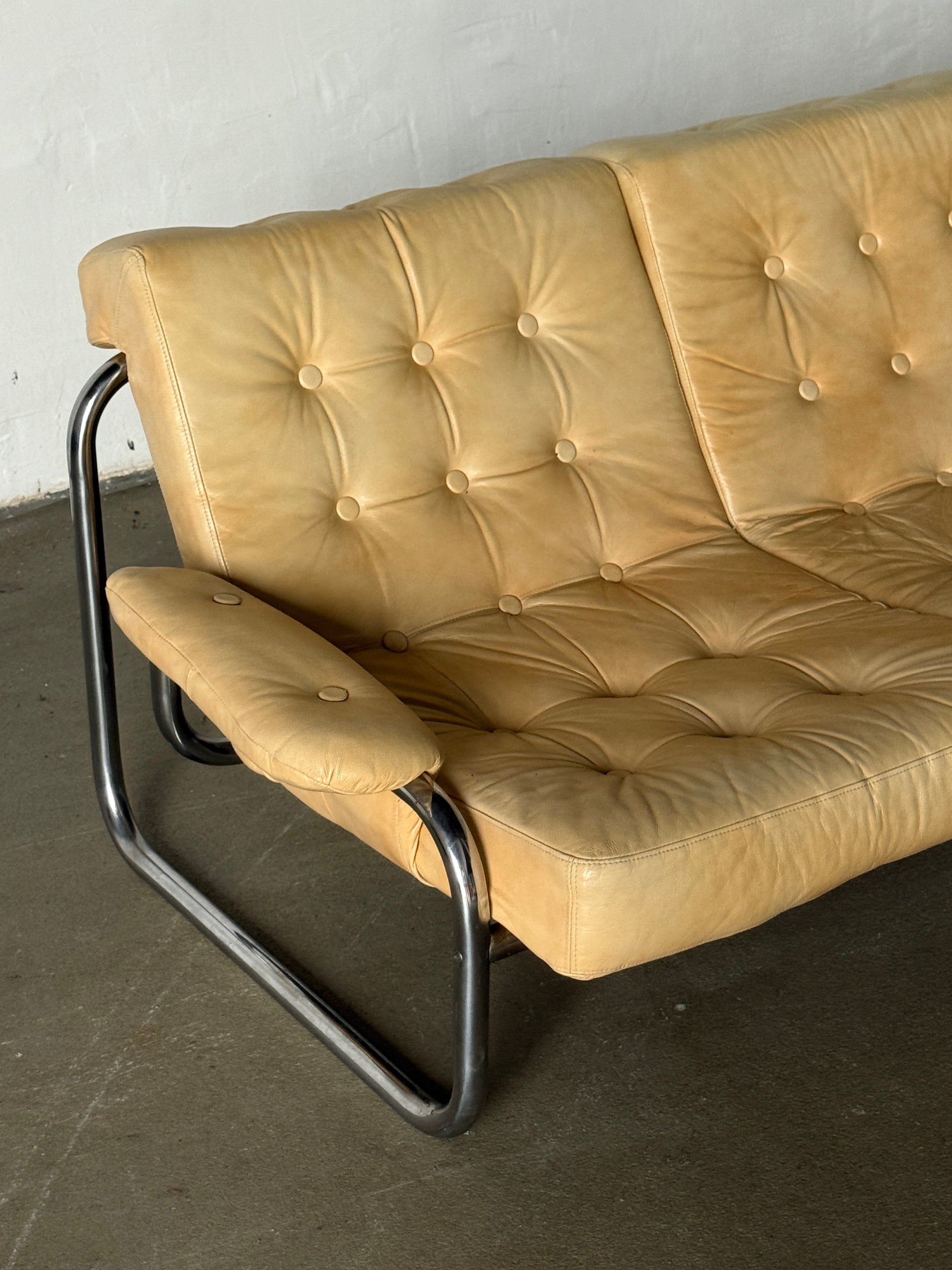 kultowa sofa Borkum z podnóżkiem, Ikea vintage, proj. J.B Haggstrom