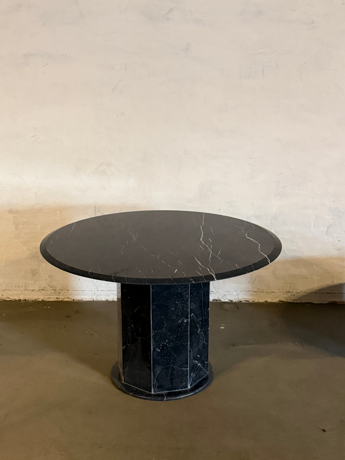 stół jadalniany, marmur Marquina, lata 80