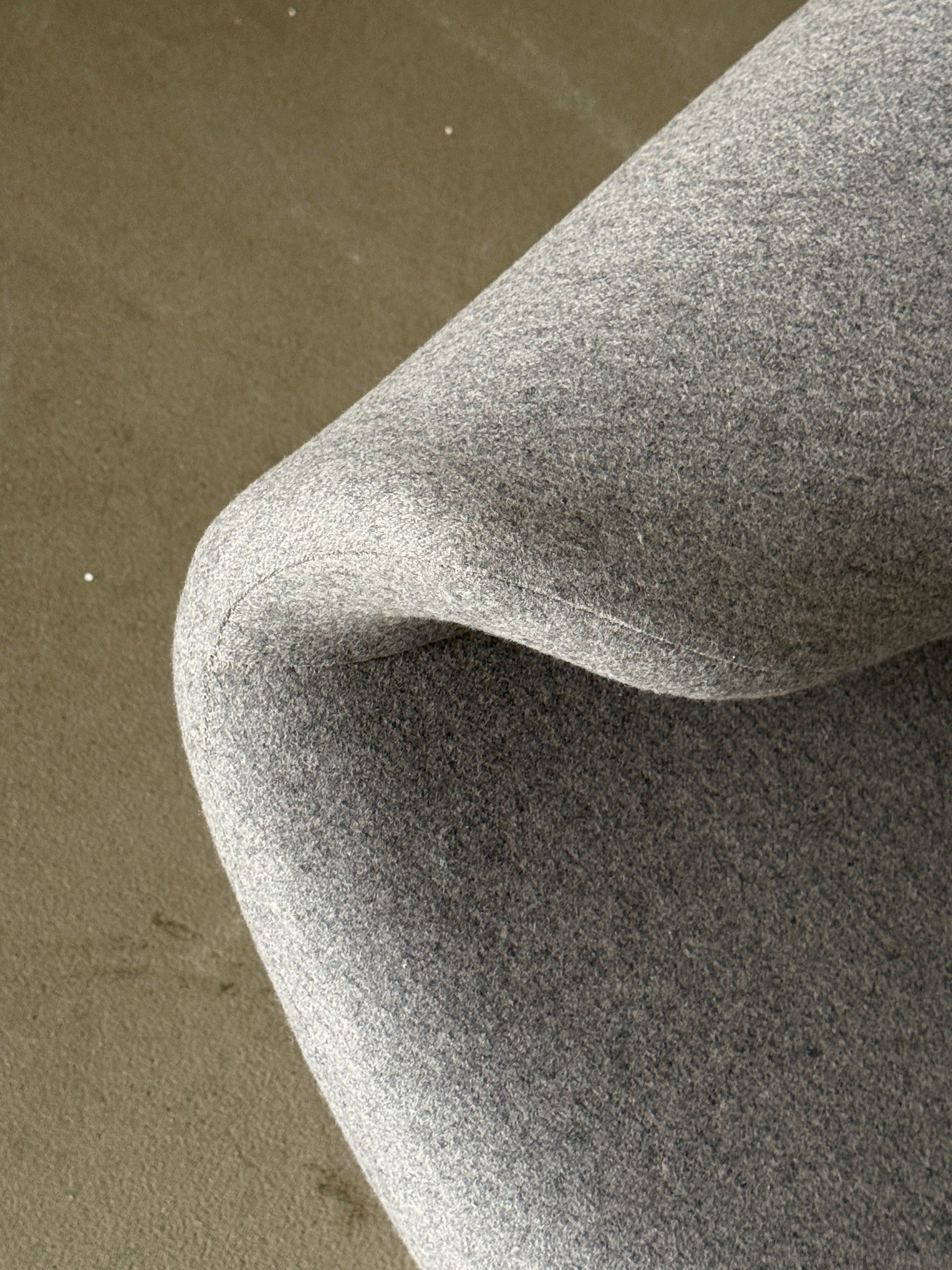 fotel Ribbon, Pierre Paulin, lata 60/70, Artifort, wełna
