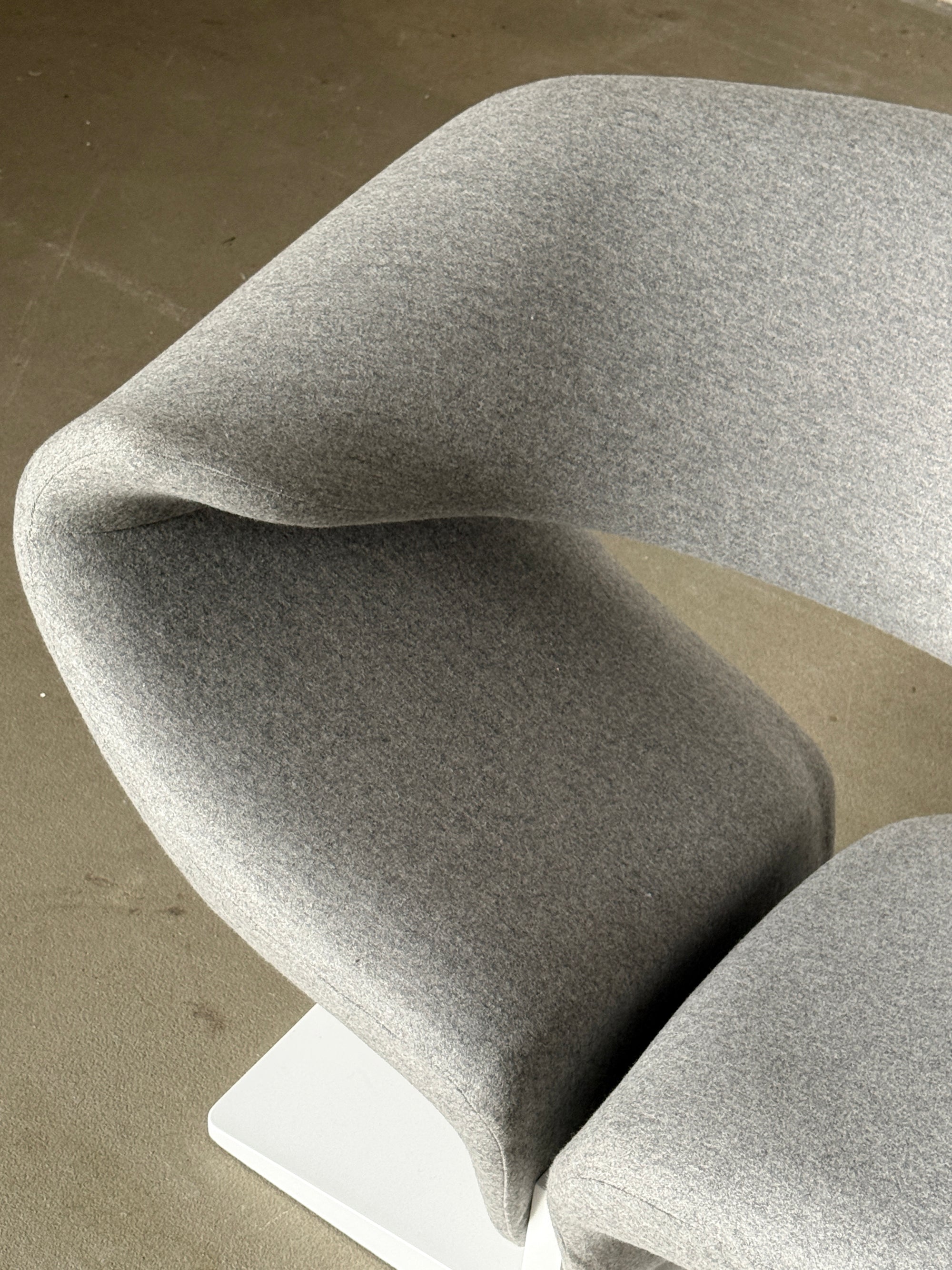 fotel Ribbon, Pierre Paulin, lata 60/70, Artifort, wełna