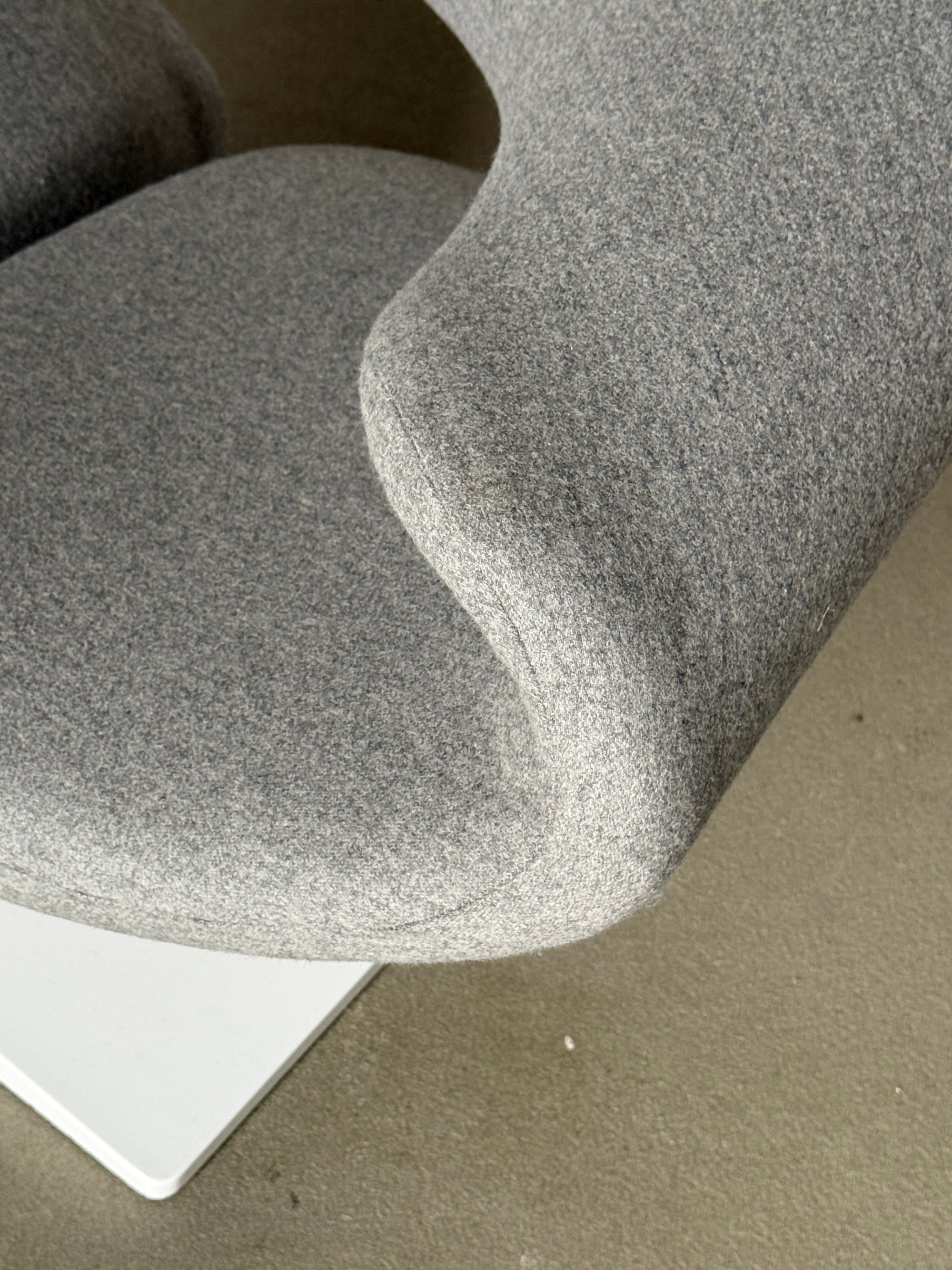 fotel Ribbon, Pierre Paulin, lata 60/70, Artifort, wełna