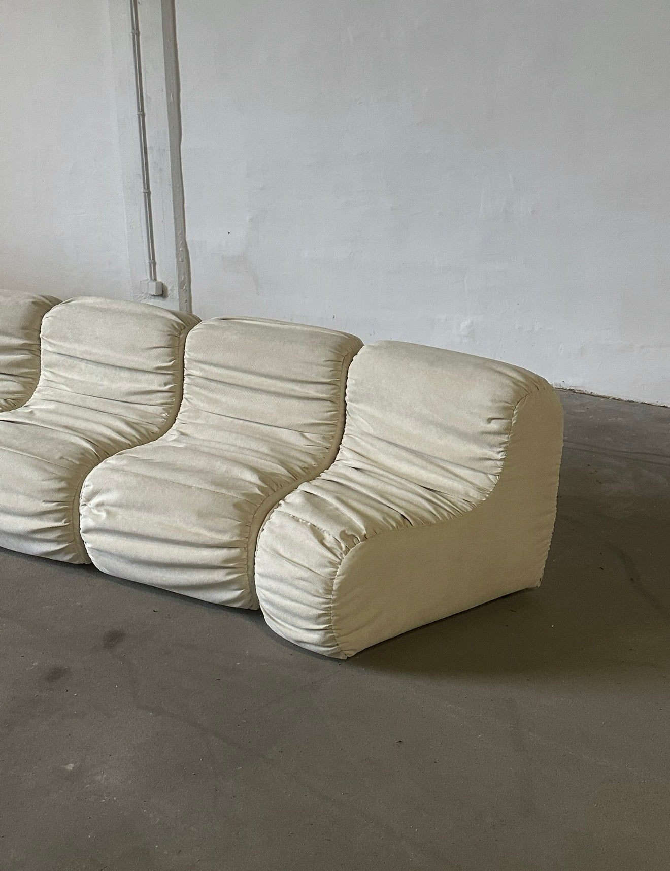 sofa modułowa, lata 60, seashell, po renowacji