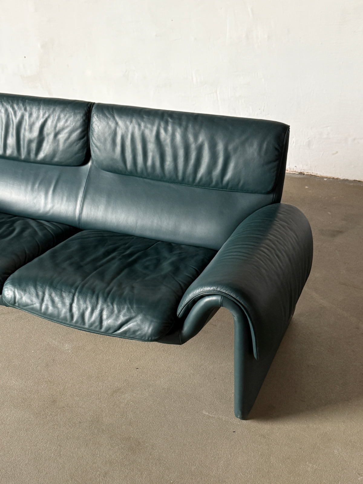 sofa De Sede SD2011, lata 80/90, sygnowana, skóra naturalna, morska zieleń
