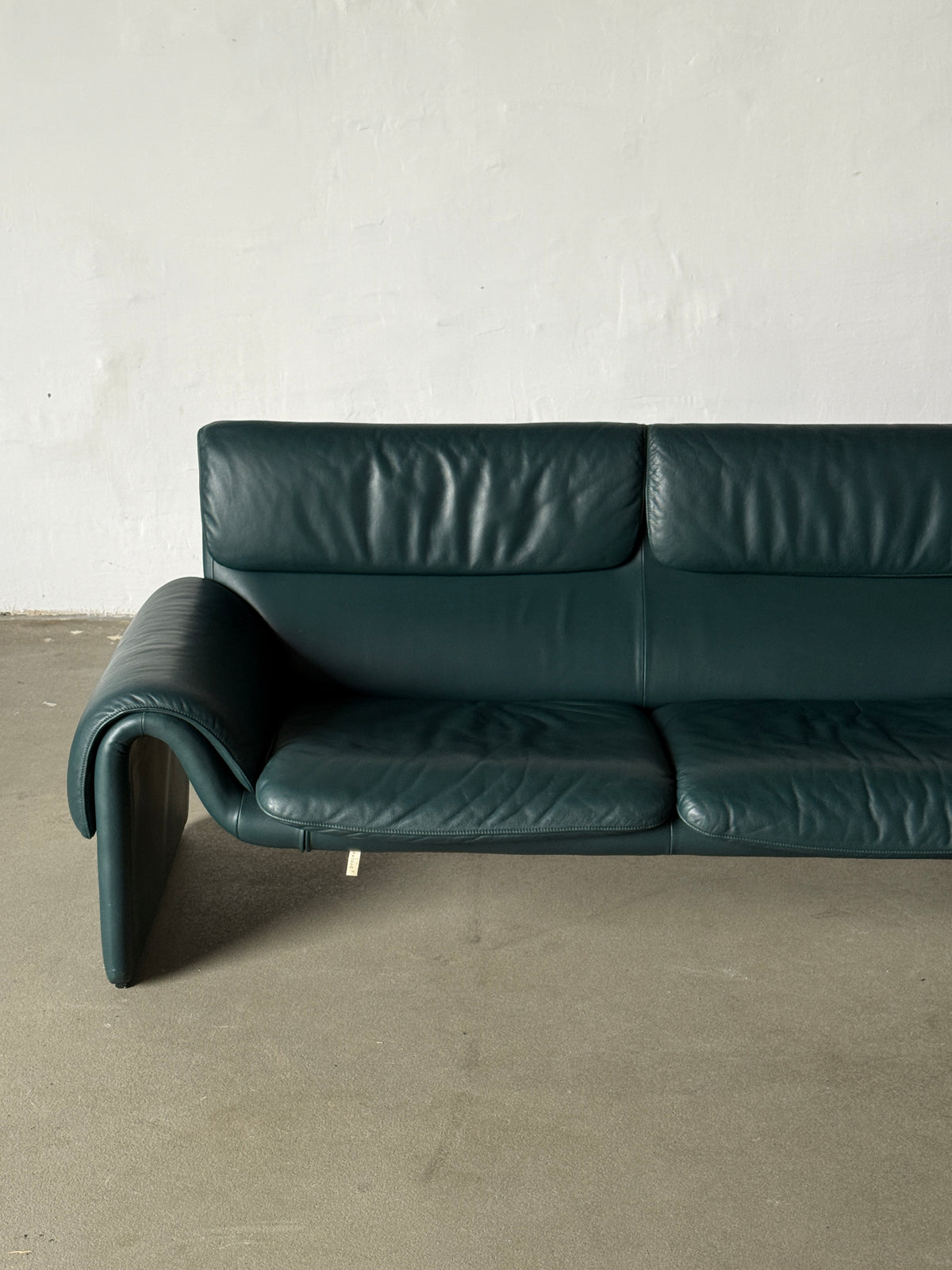 sofa De Sede SD2011, lata 80/90, sygnowana, skóra naturalna, morska zieleń