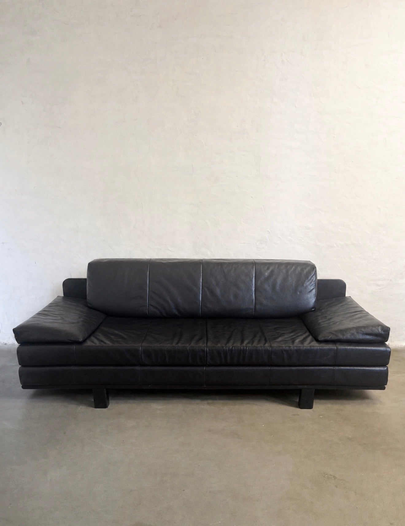 sofa z funkcją spania, lata 80, skóra naturalna