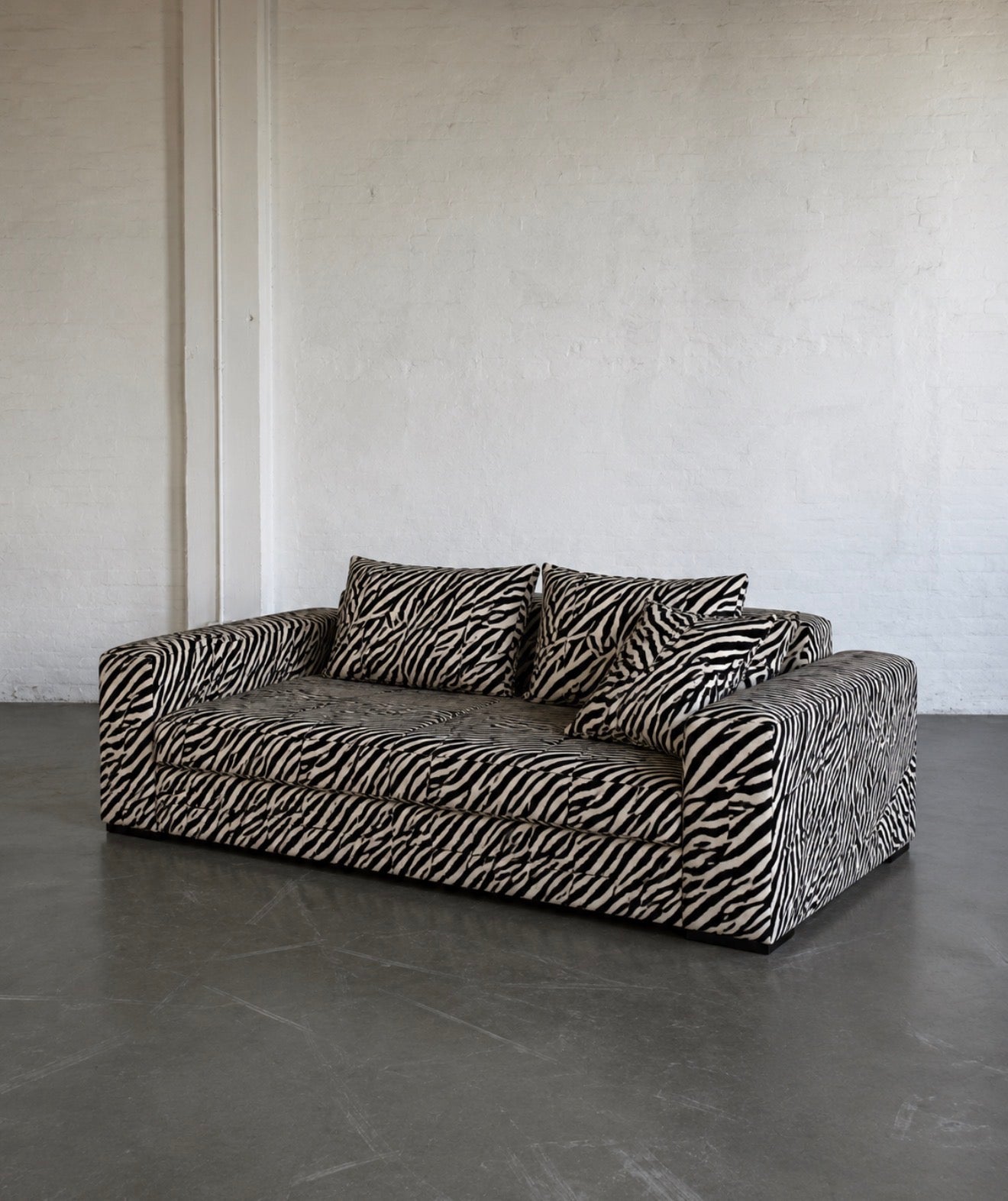 sofa, lata 2000, funkcja spania, po renowacji, zebra