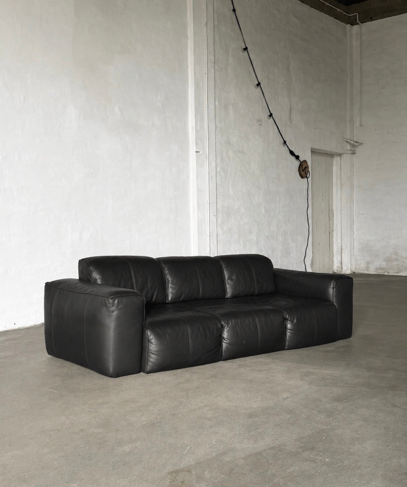 Sofa Blok, lata 00, czarna skóra naturalna